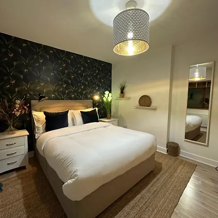 Blush Jungle - Dublin